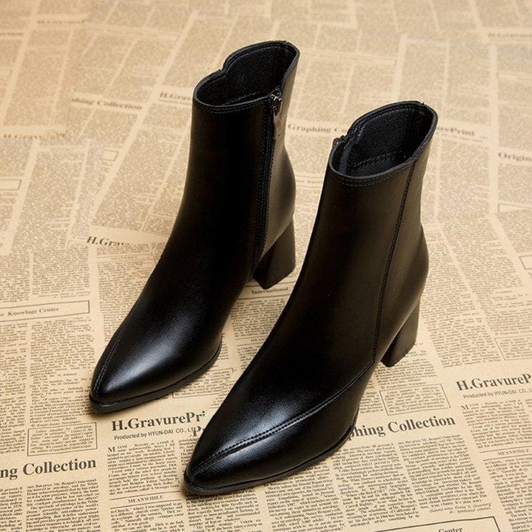 Autumn and winter new fashion pointed head thick heel side zipper short tube fashion pure black women's boots