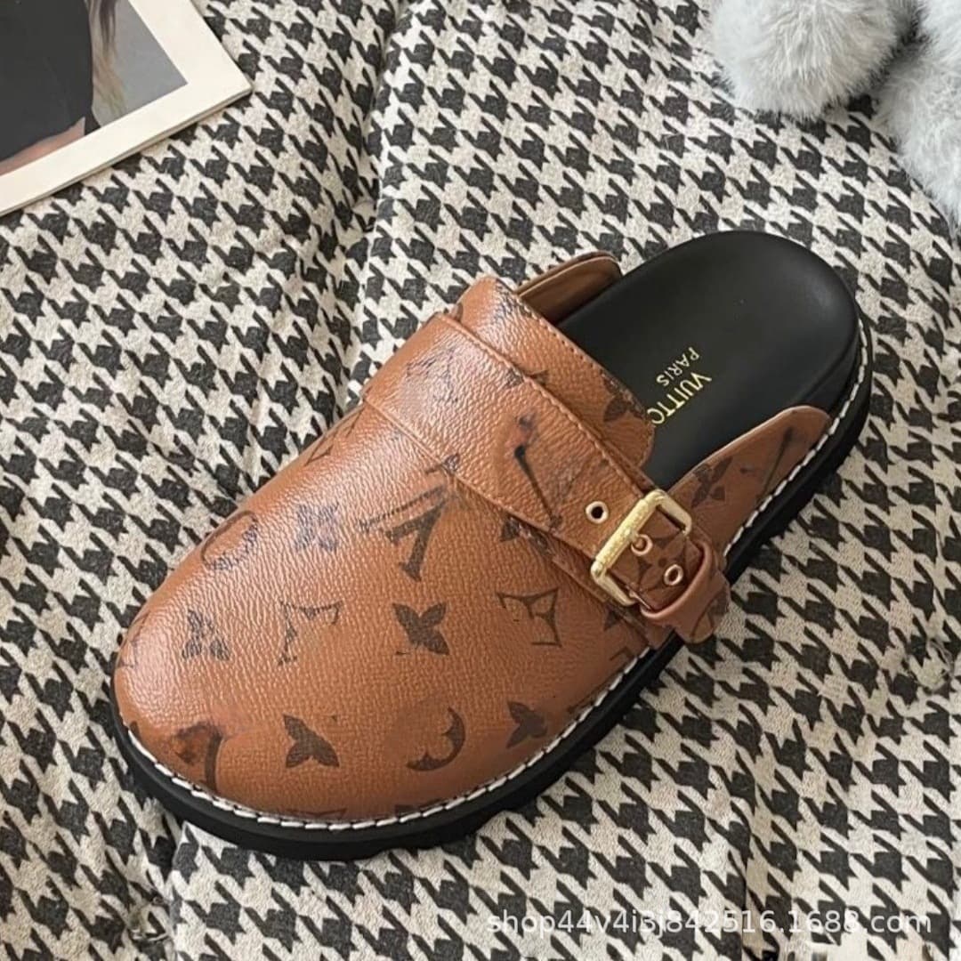 Chaussures de qualité supérieure Lujia, pantoufles imprimées de lettres, mules d'été à semelles épaisses à enfiler, idéales pour les couples
