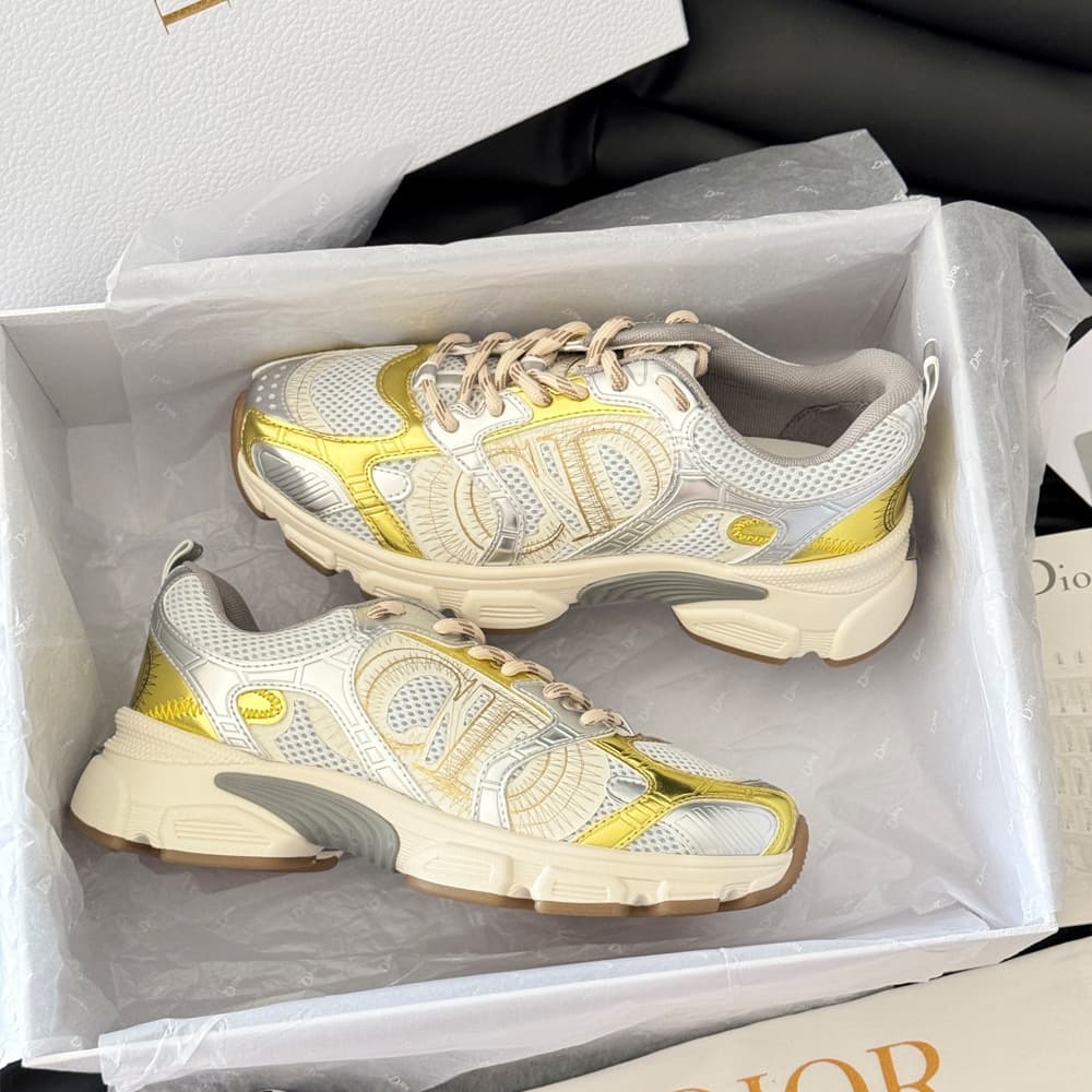 2024 Nouveau CD Color Block Hauteur Augmentante Sangle En Maille Décontractée Sport À La Mode Et Polyvalent Chaussures De Papa, Chaussures Pour Fe