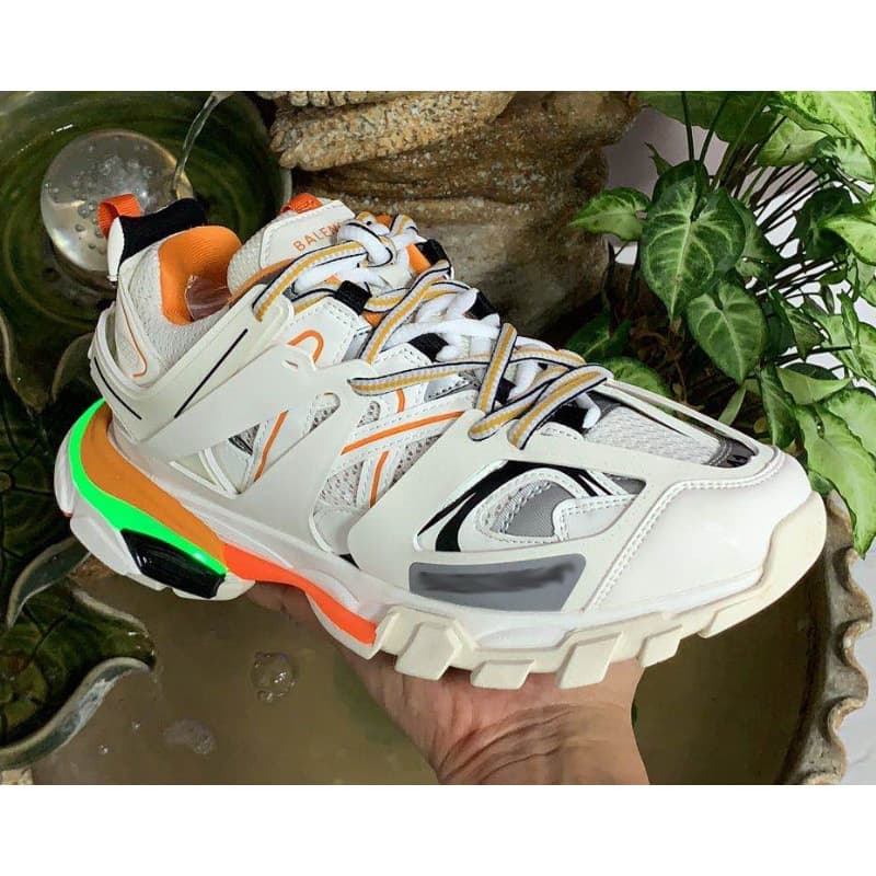 Chaussures de sport décontractées tendance, style papa, taille S, Paris Track 3.0 de troisième génération, avec éclairage LED intégré. Dispon