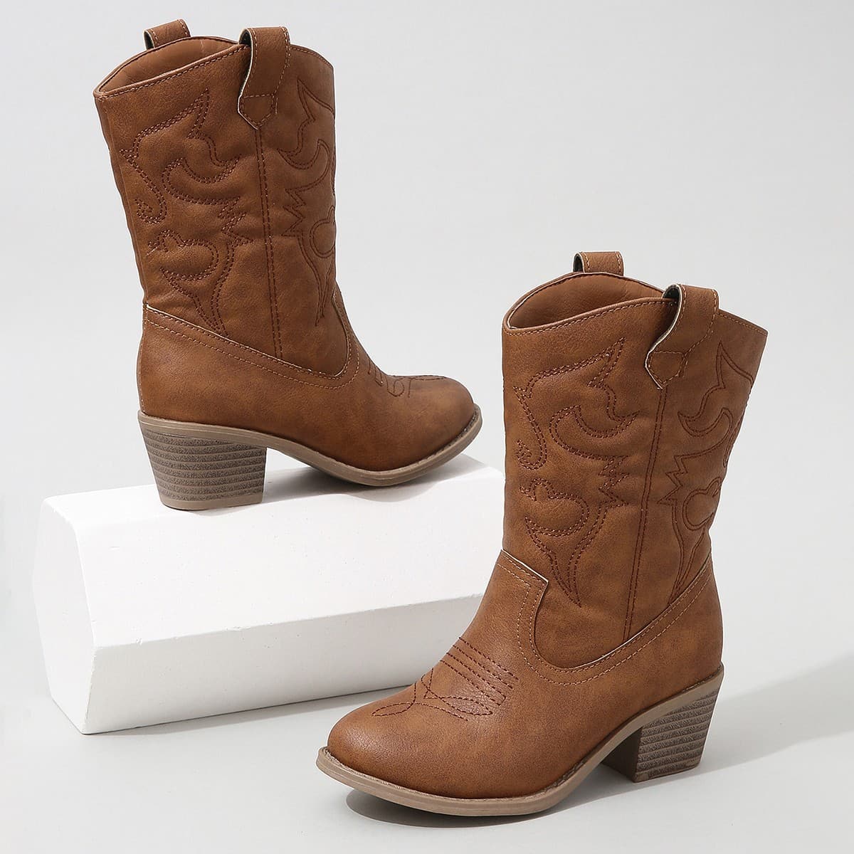 Kids Shoes Children's Mid Calf Boots New Girls Soft Sole Fashion Retro Leather Boots For Middle And Large Children Foreign Trade Boots