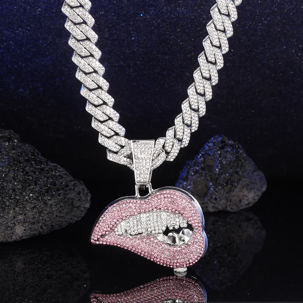 Sexy Lip Biting Hip Hop Necklace Personalized Creativity Hiphop Pink Diamond Cuban Chain Necklace Pendant