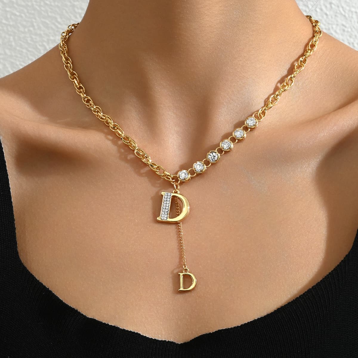 Sweet Small Fresh Ladies Necklace Personality English Letters Niche Design Clavicle Chain Inlaid Zircon Necklace