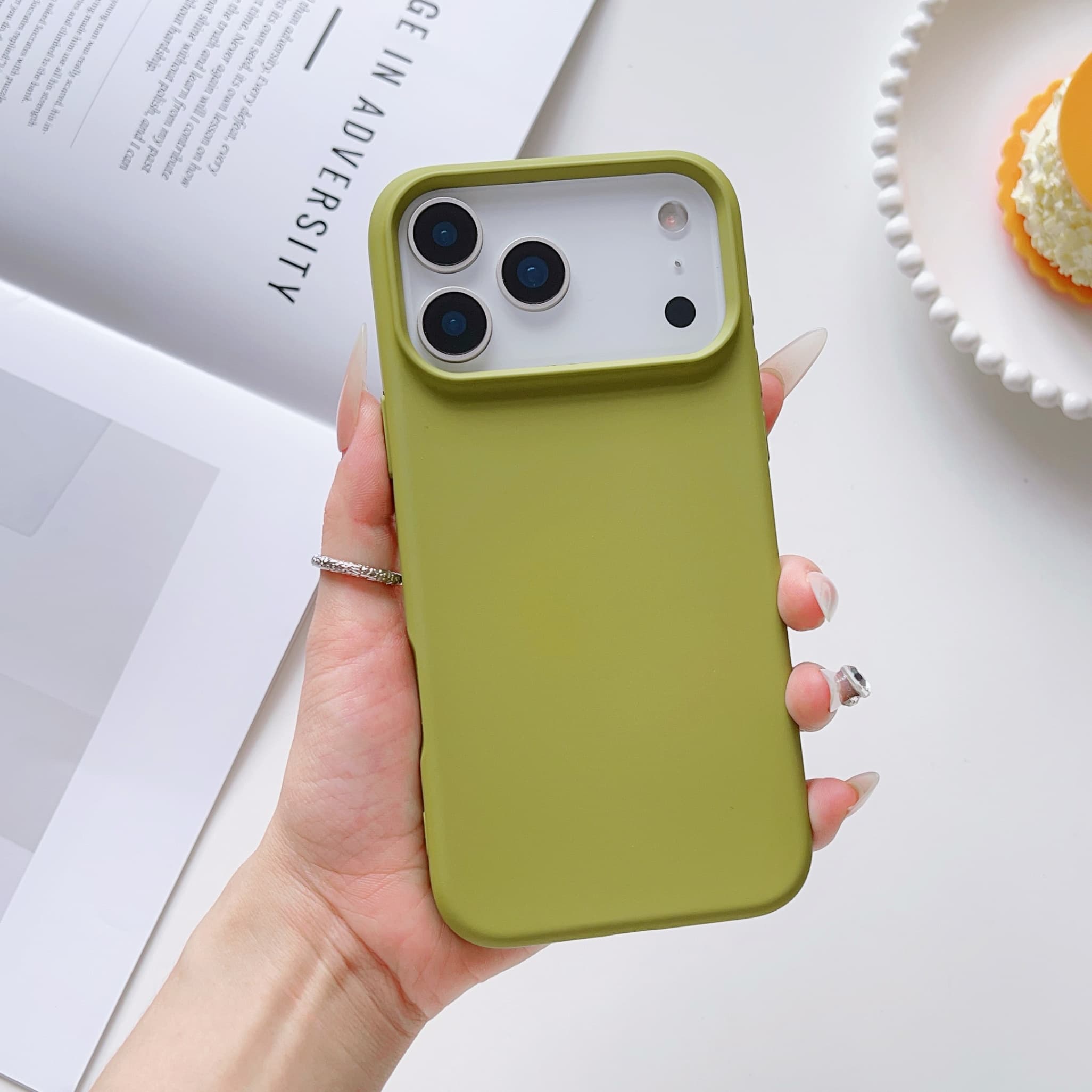 Coque de téléphone portable en silicone liquide de qualité supérieure, résistante à la saleté et compatible avec les modèles 17 Pro, 17 Pro M