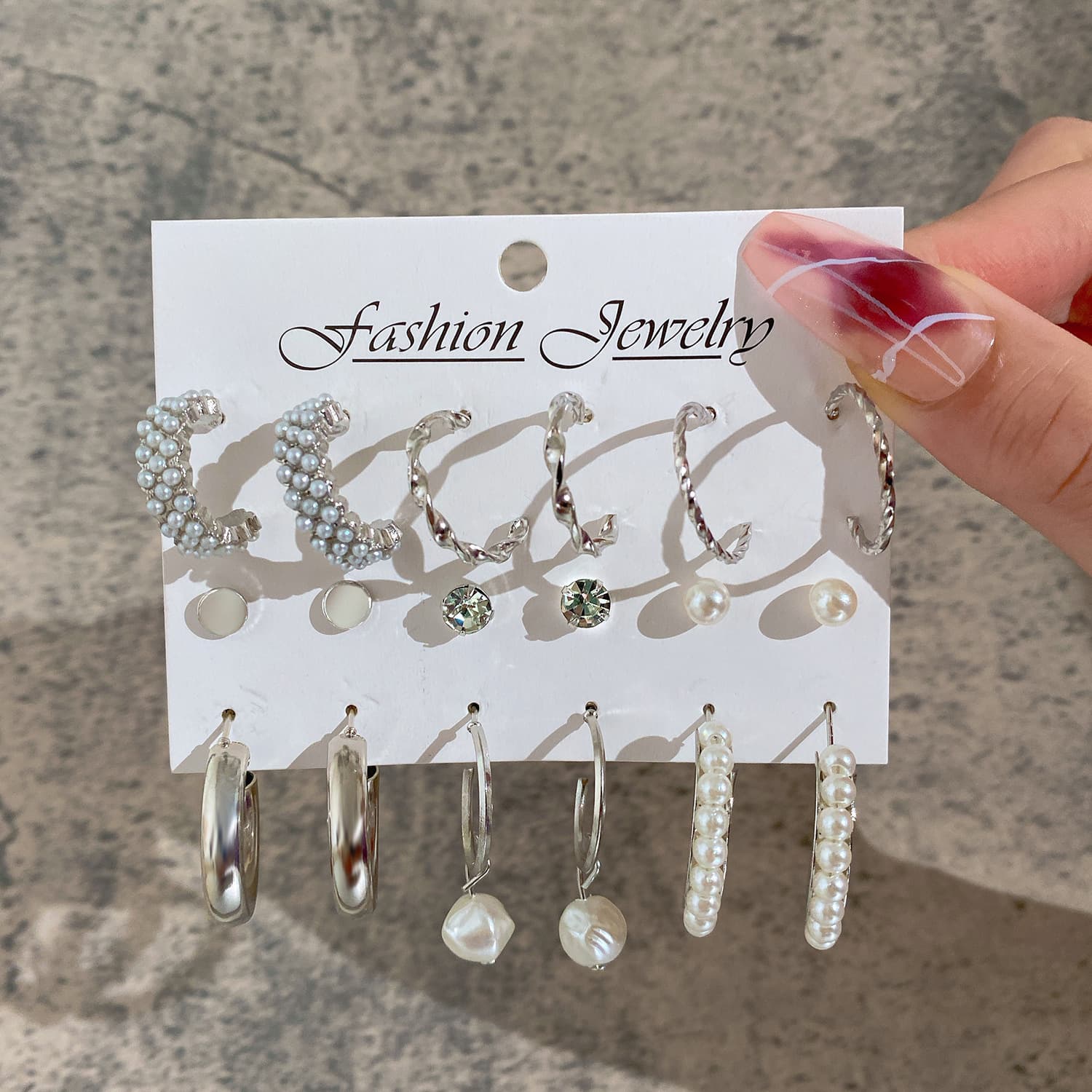 Lot de 11 boucles d'oreilles en perles torsadées en forme de cœur pour femmes, très tendance