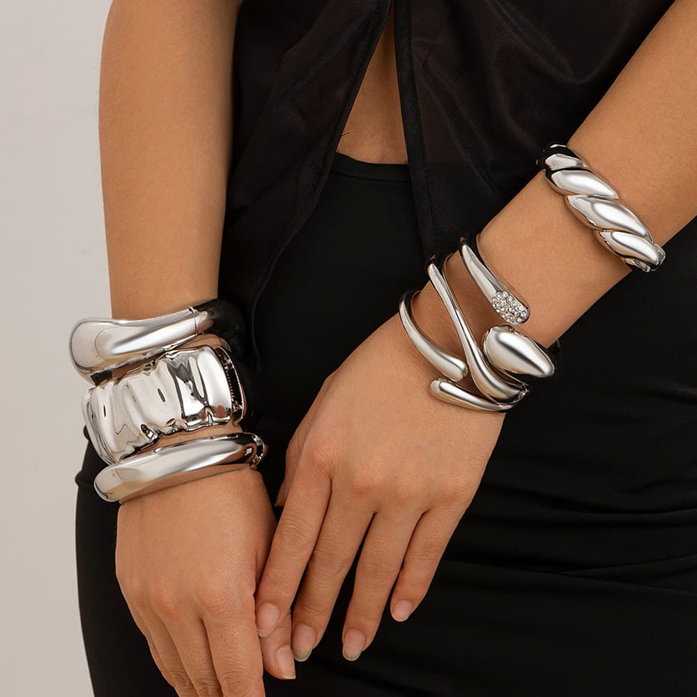 Metal texture glossy water drop hug bracelet fashion trend spring open bracelet Bracelet