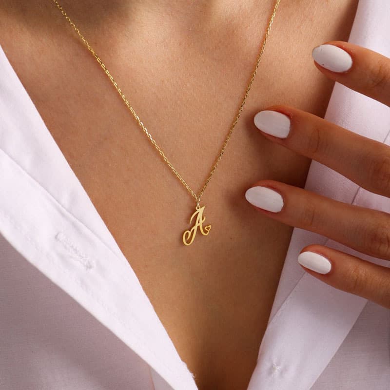 new A Z heart shaped hollow English letter necklace female creative stainless steel love pendant necklace