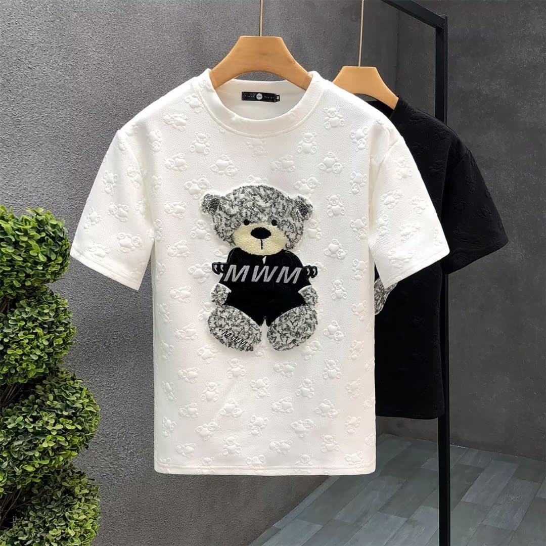 Men's clothing Bear embroidered short-sleeved T-shirt for young men handsome round neck T-shirt summer new men's cartoon