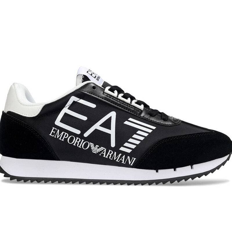 Nouvelles chaussures de randonnée basses EA7 en cuir d'Armani, fabriquées en cuir de vachette pleine fleur.