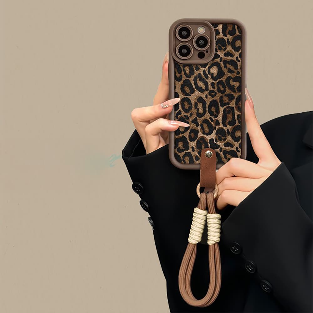 Winter Leopard Print Phone Chain Case For iPhone 16 15 14 13 11 12 Pro Max Plus Cute Short Nylon Lanyard Hanging Rope Cover