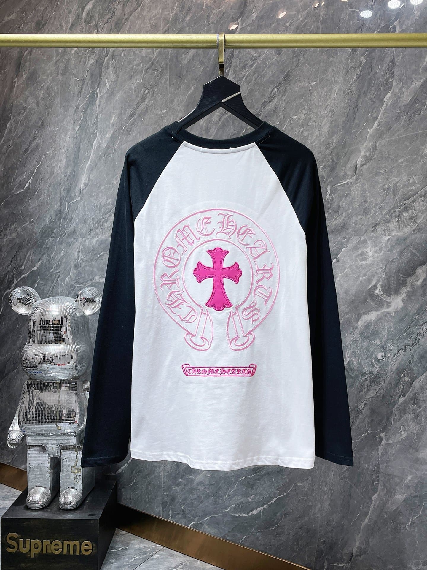 T-shirt à manches longues Chrome Hearts style fer à cheval – Coton premium, imprimé croix gothique, t-shirt streetwear graphique unisexe multico