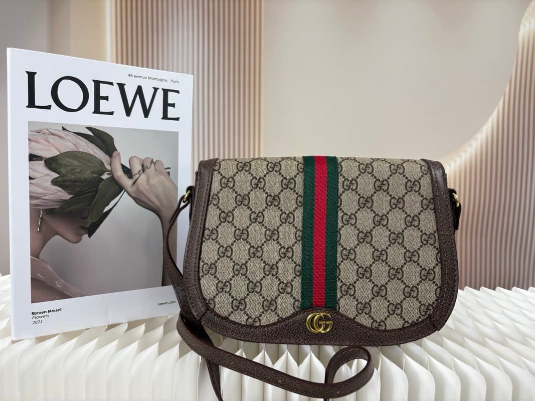 Sac bandoulière Ophidia pour femme, toile GG Supreme, bande Web, bandoulière ajustable