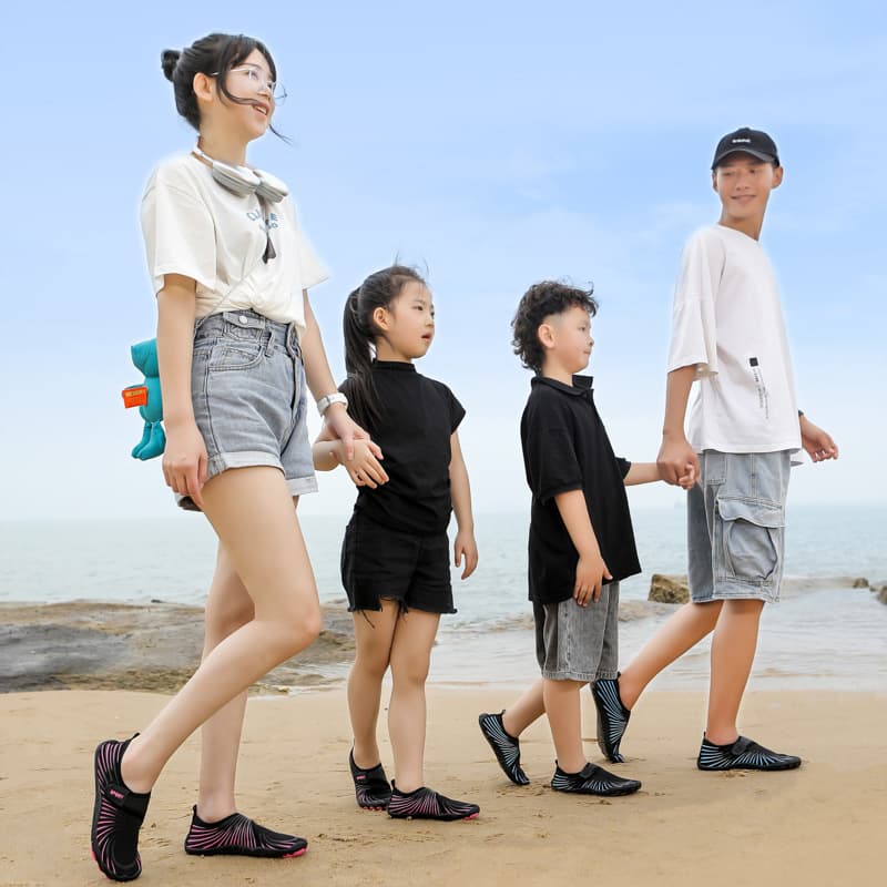 New Outdoor Parent Child River Tracing Shoes Children's Beach Shoes Lightweight Five Finger Shoes Diving Shoes Snorkeling Shoes Swimming Shoes