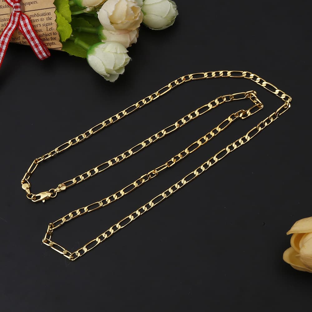 A straight 4mm wide 3-room 1 side with a gold-plated necklace