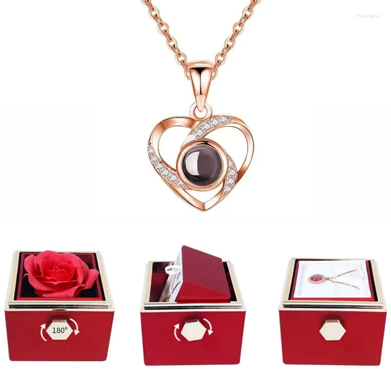 Pendant Necklaces Projection Necklace With Rotating Rose Gift 100 Languages I Love You Heart Jewelry For Women Christmas