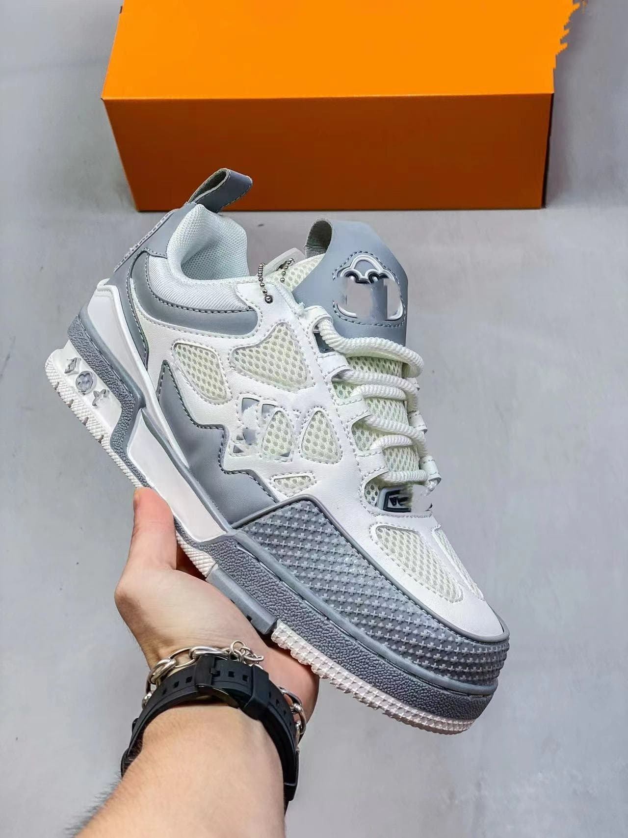 2024 Lous Tendance Marque Créateur De Mode Hommes Et Femmes Baskets Appartements Décontracté Rue Couple Chaussures Chaussures De Skateboard