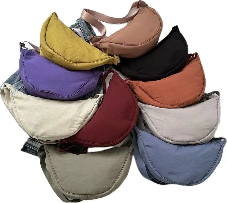 Unisex Nylon Solid Color Basic Sports Dumpling Shape Zipper Fanny Pack