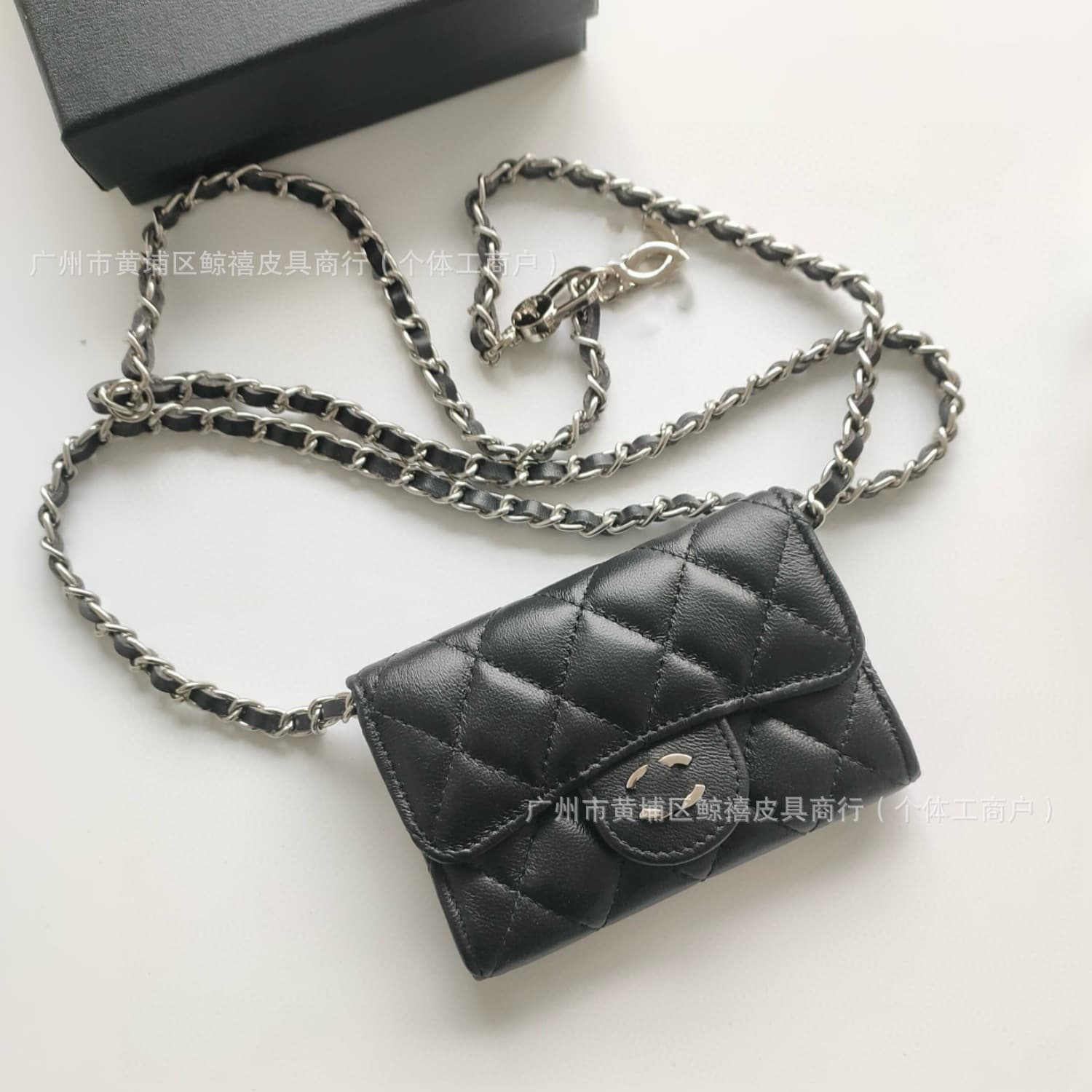 Porte-monnaie classique à rabat en cuir caviar, mini porte-cartes, sac banane matelassé, porte-cartes