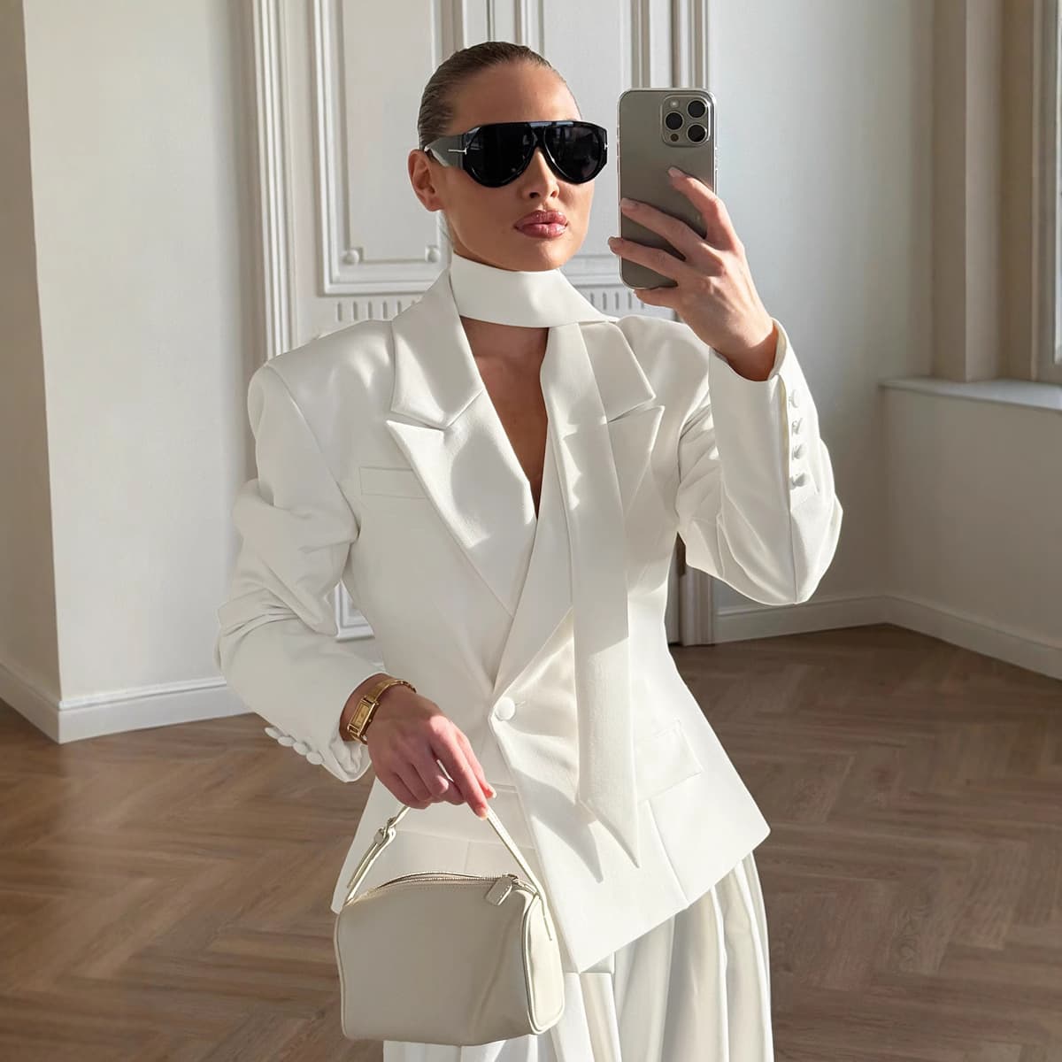 2026 New Autumn Winter European American Women's Elegant Office Wear Belted Waist Cropped Blazer, Chic Tailored Short Suit Jacket