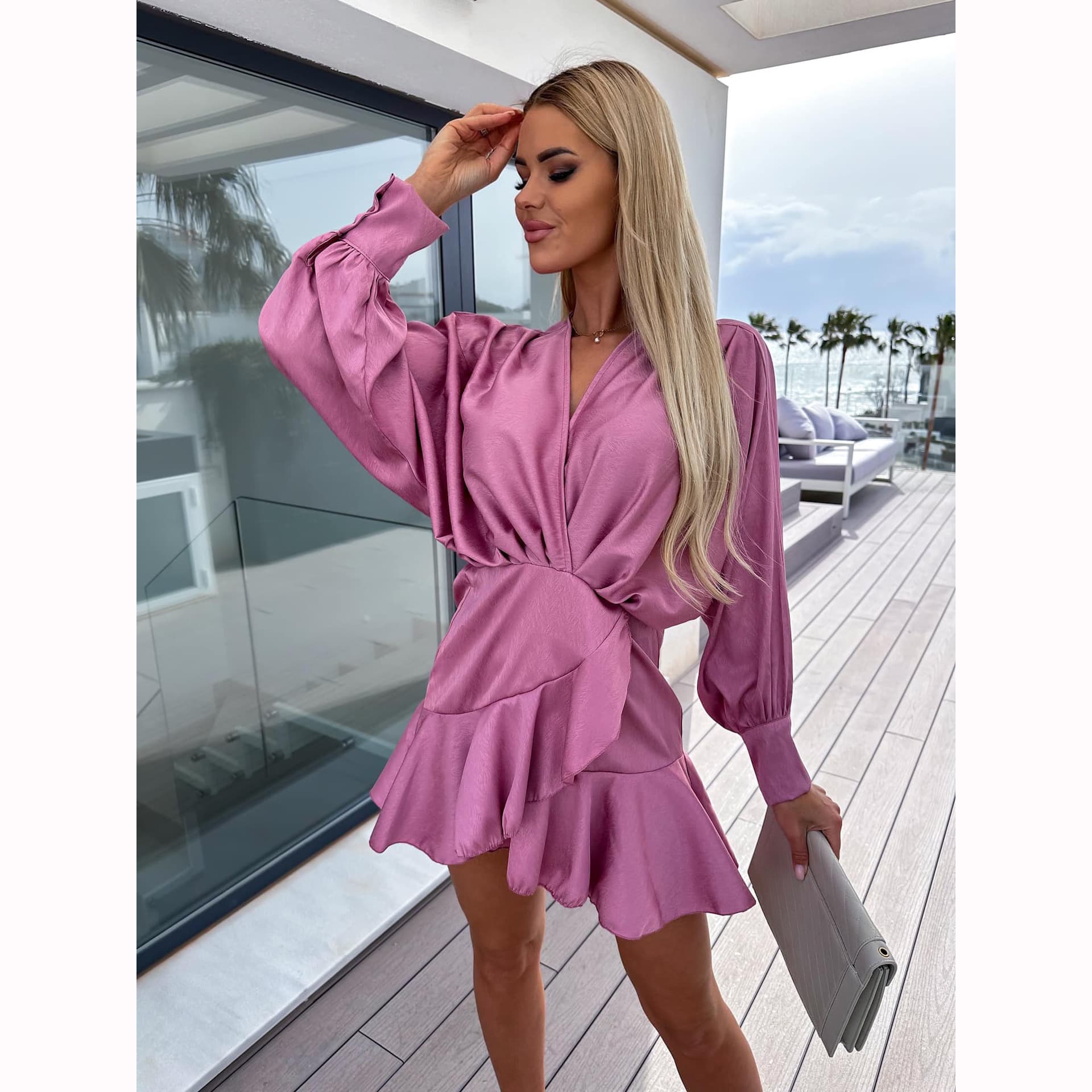 Women's Fashion Waistline V-neck Solid Color Satin Dress