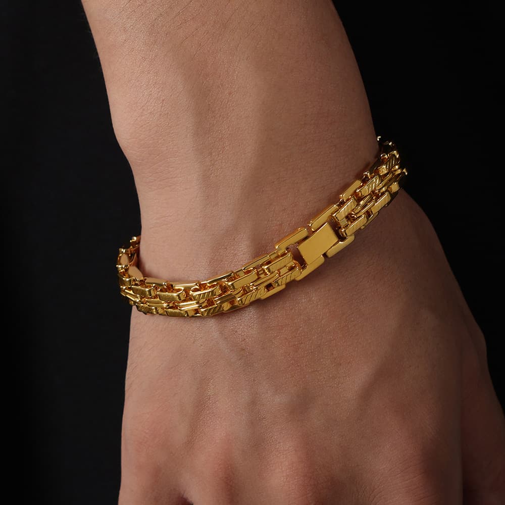 Medieval style, simple and versatile, high end accessories, heavy duty textured watch strap design, titanium steel gold plated bracelet