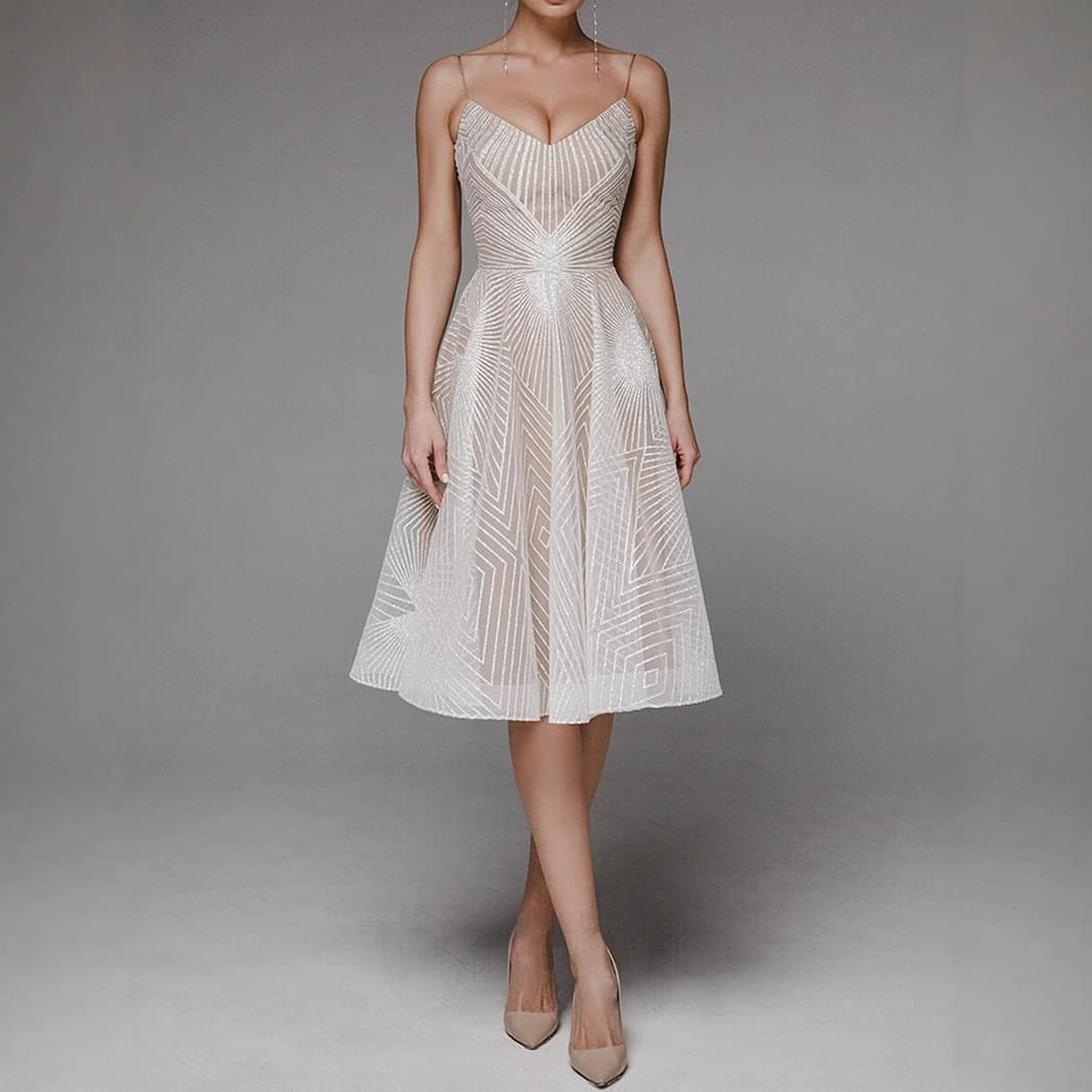 Women’s Clothing Spring/Summer New Women's Long Dress Sexy Strappy Embroidered Sleeveless Dress Dress
