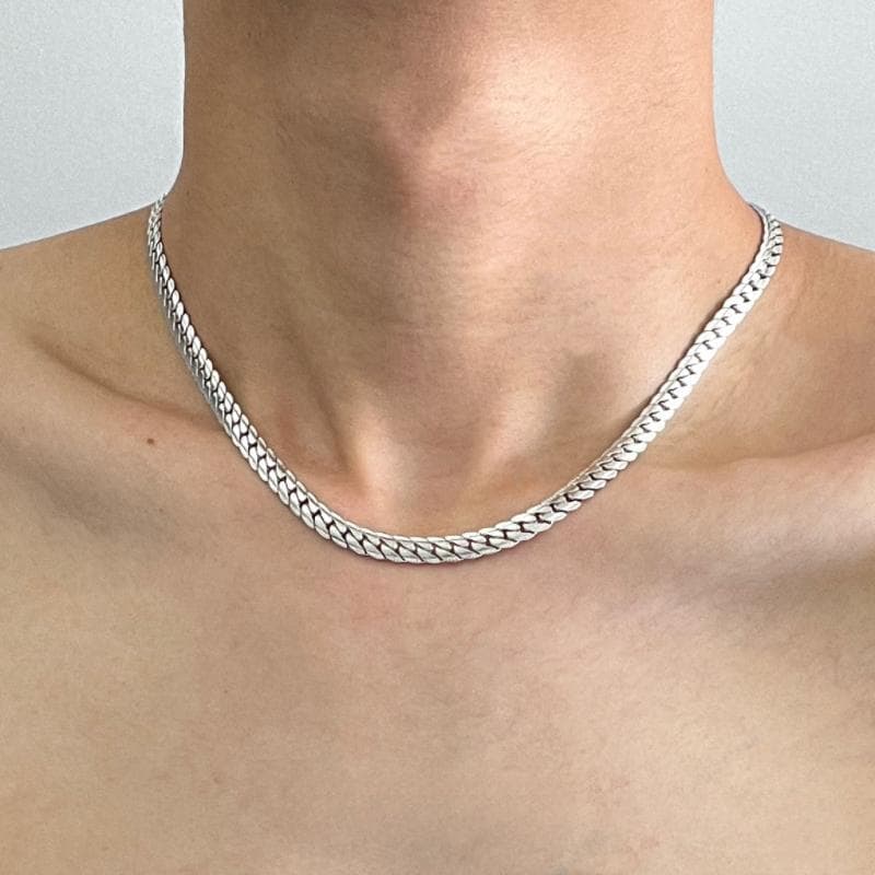 Non-Fading Basic Embossed Cuban Necklace For Men, Collarbone Chain, High-End Niche Hip-Hop Choker