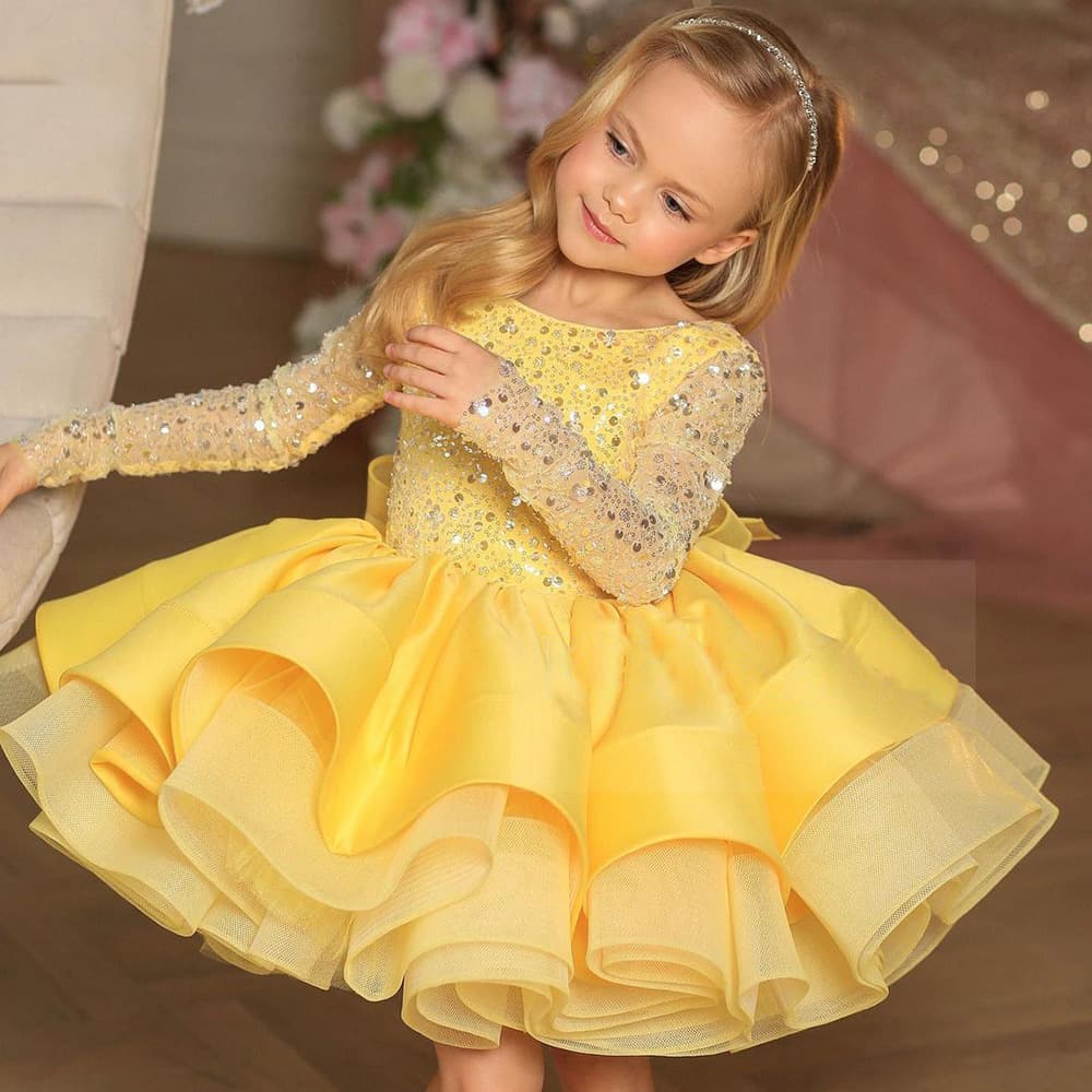 ​White Lace & Sequin Dress For Girls – Long Sleeve Princess Gown For Birthday Parties & Performances (80% Polyester, B-Class Safety, Ruffled Skirt)​