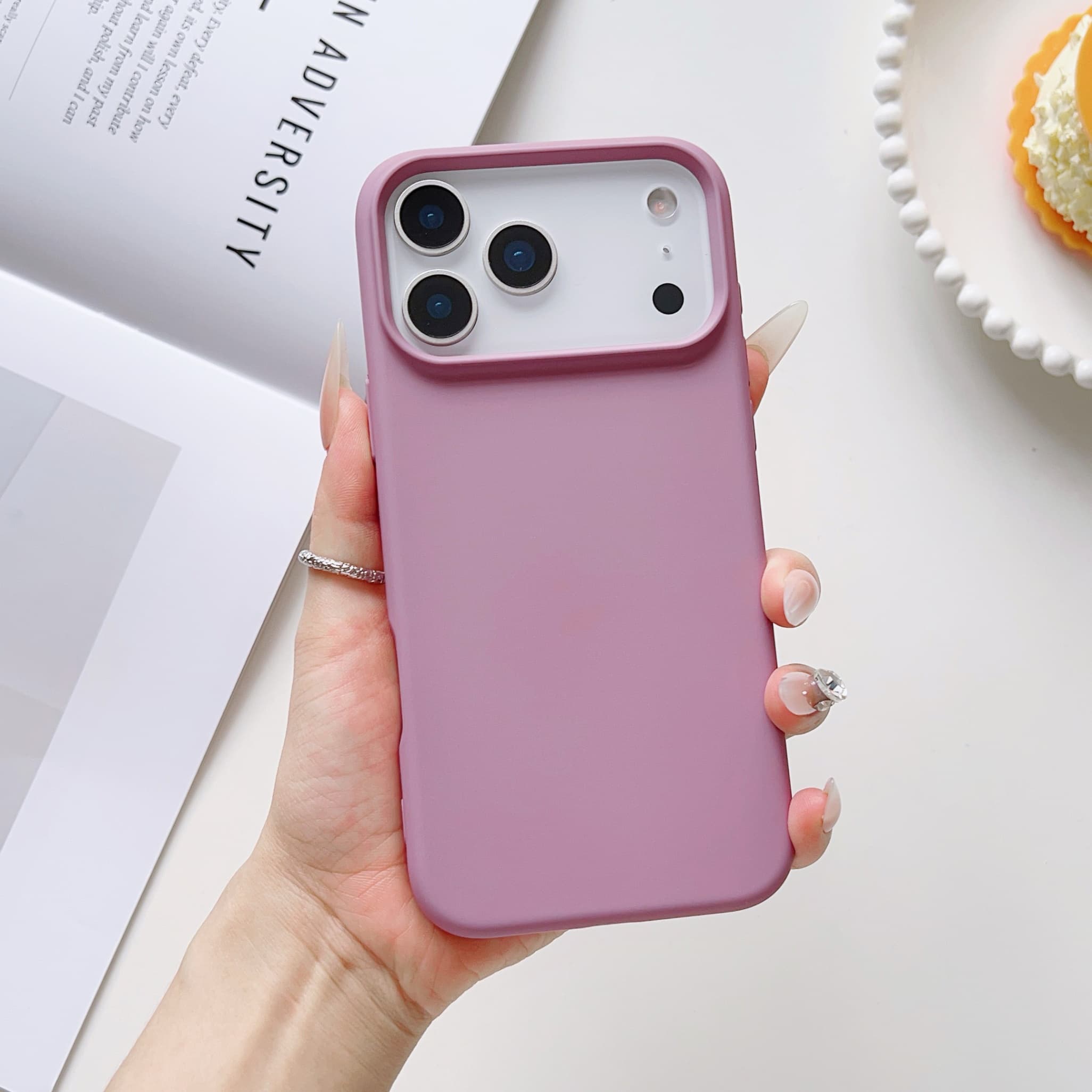 Coque de téléphone portable en silicone liquide de qualité supérieure, résistante à la saleté et compatible avec les modèles 17 Pro, 17 Pro M
