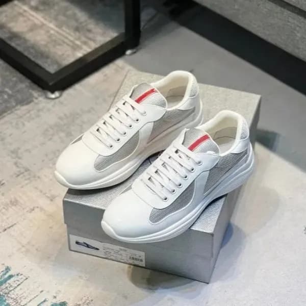 Chaussures basses décontractées pour homme, pointure 25, en caoutchouc souple et cuir verni, unisexes, multicolores, bout amande et bout rond.