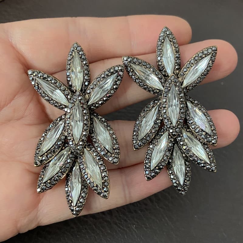 Inlaid Personality Exaggerated Full Diamond Elegant Fashion Versatile Flower Earrings