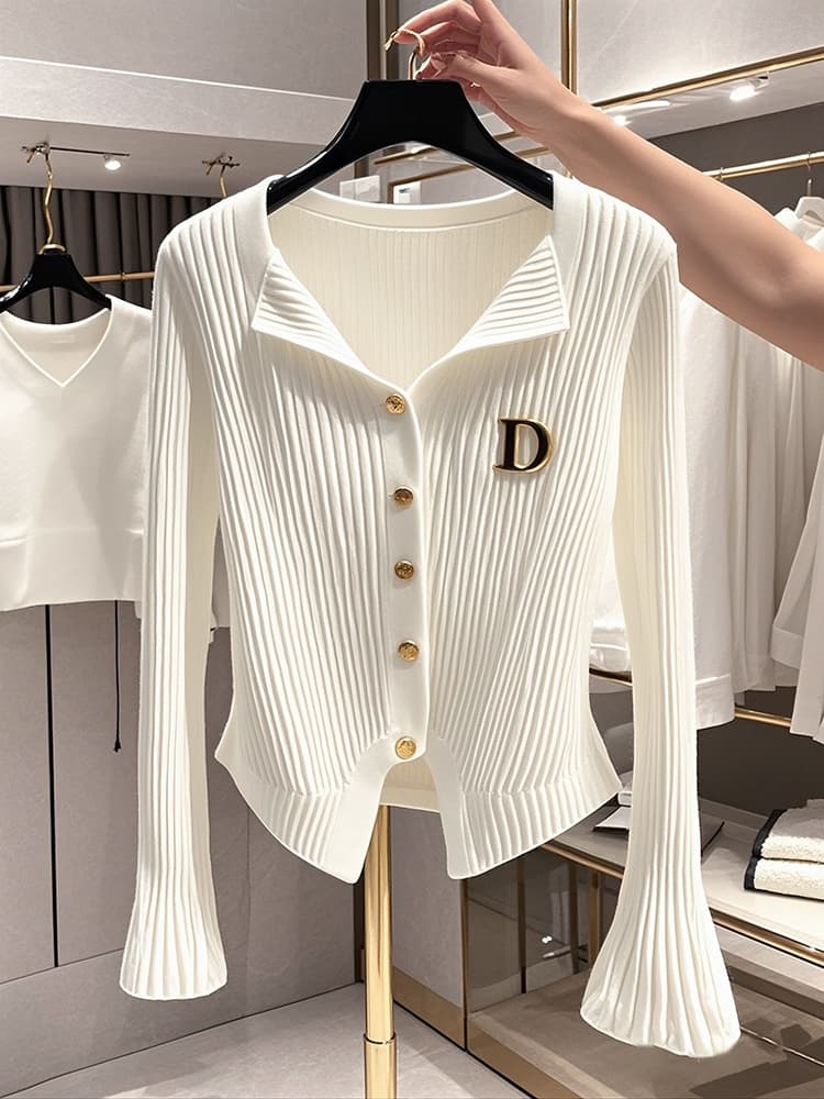 Vêtements pour femmes Cardigan tricoté à manches trompettes blanches