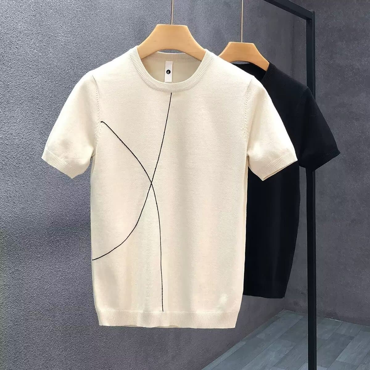Men's Clothing Simple solid color short sleeved sweater men's spring and autumn inner short sleeved T shirt 2024 new men's slim half sleeved sweater