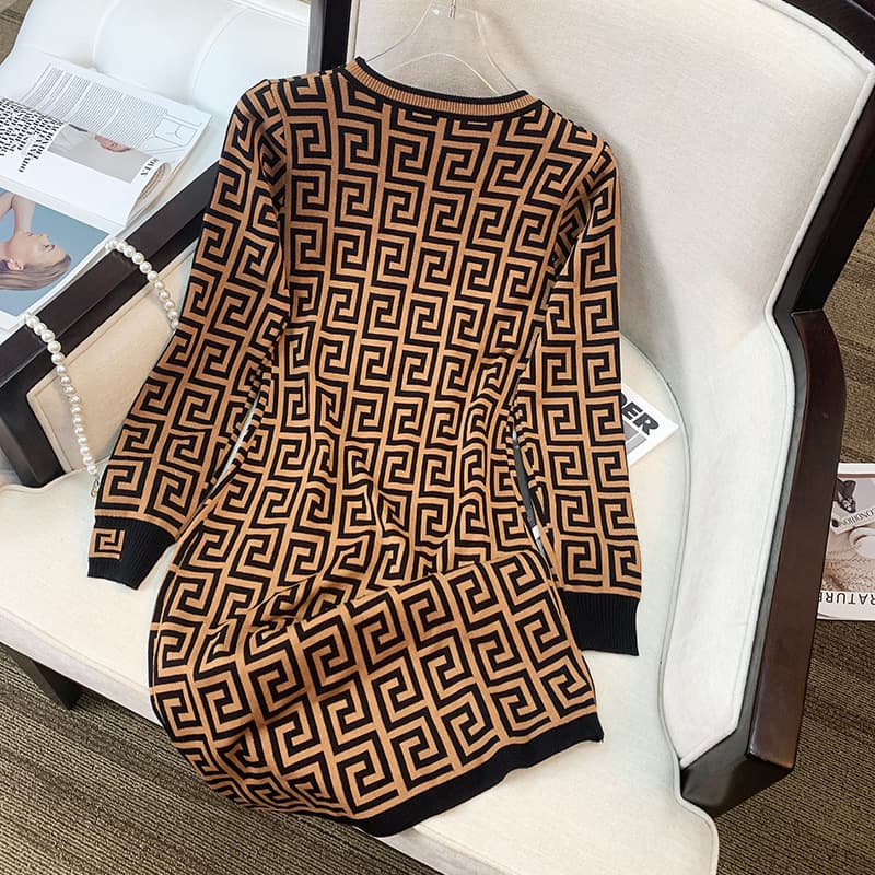 Women's long-sleeved knit dress