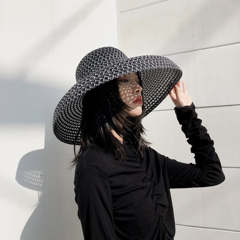 Fashion Summer PP black and white straw sunscreen holiday seaside beach big brim summer sun hat