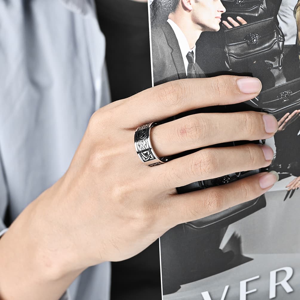 Nordic ethnic style Celtic eternal triangle knot titanium steel ring ring men's personality cold style hand jewelry