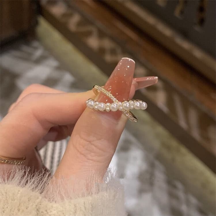 Light luxury pearl cross ring female ins temperament gentle super flash niche personality all-match index finger ring adjustable