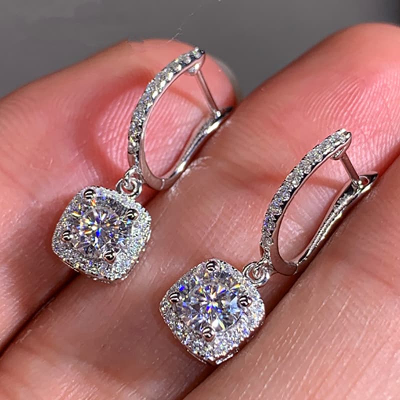 Cao Shi's new exquisite women's Micro inlaid zircon versatile earrings