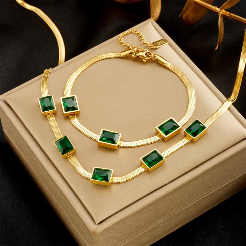 Fashionable niche light luxury high-end emerald sugar cube bracelet necklace titanium steel temperament retro simple jewelry set