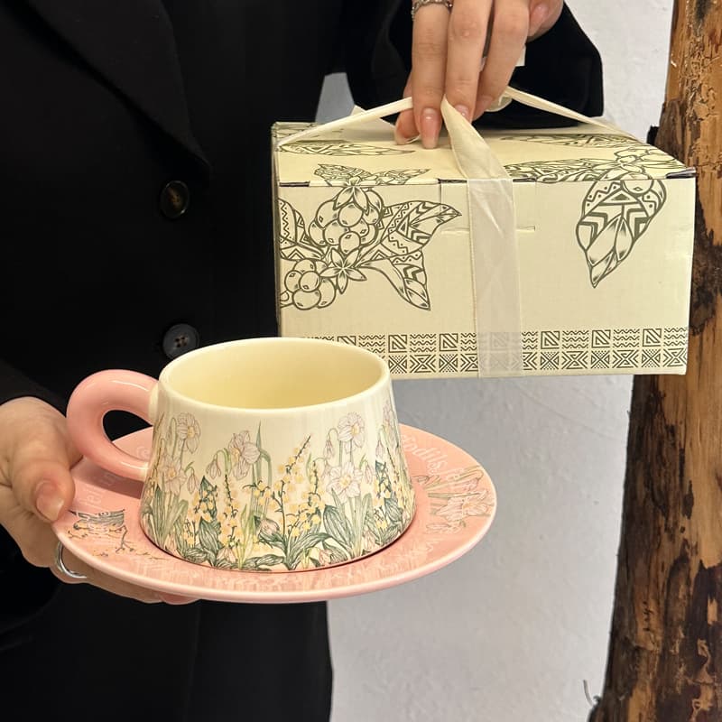 2025 New Ceramic Super Beautiful Coffee Cup Saucer High-Value Home Mug Practical Gift Box Souvenir