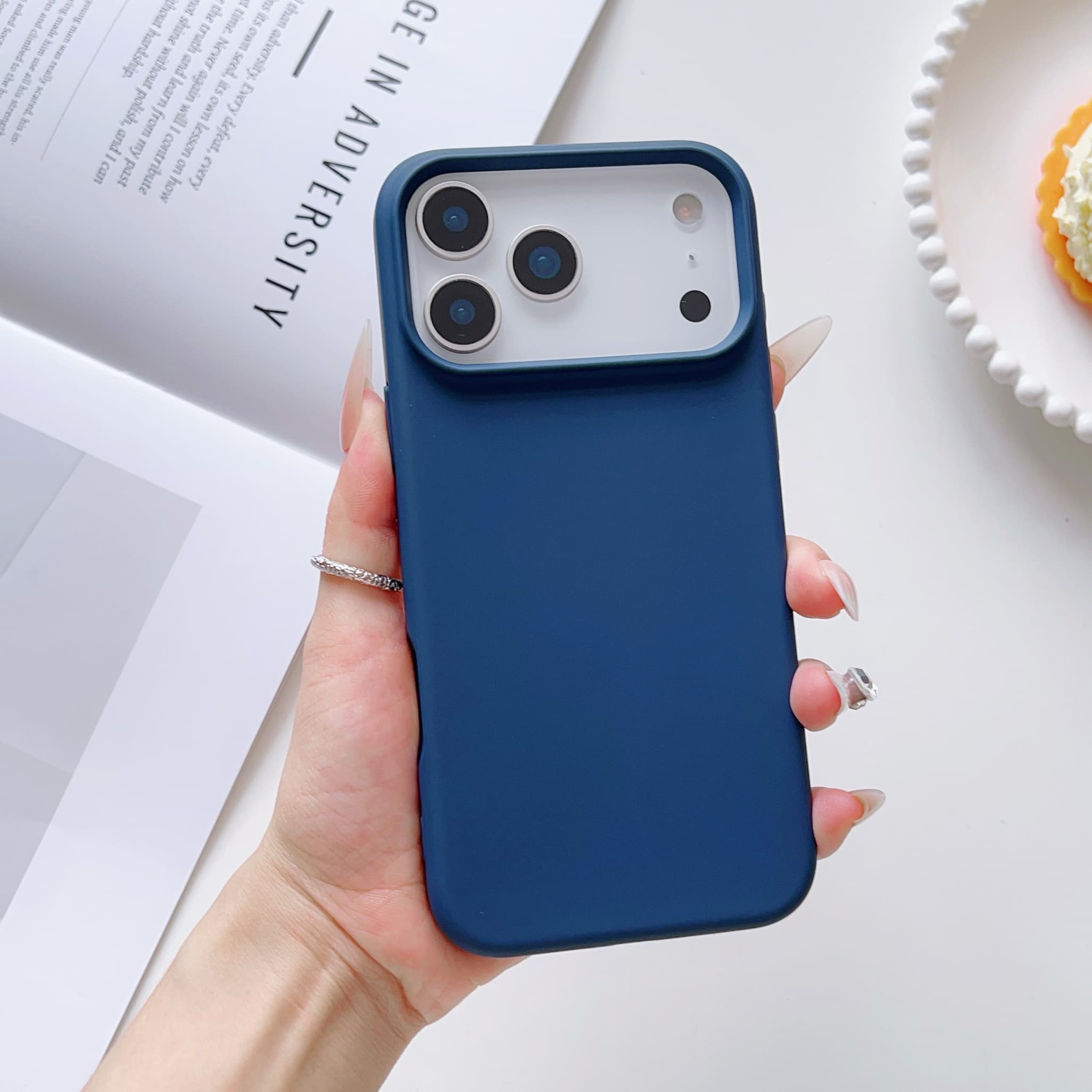 Coque de téléphone portable en silicone liquide de qualité supérieure, résistante à la saleté et compatible avec les modèles 17 Pro, 17 Pro M
