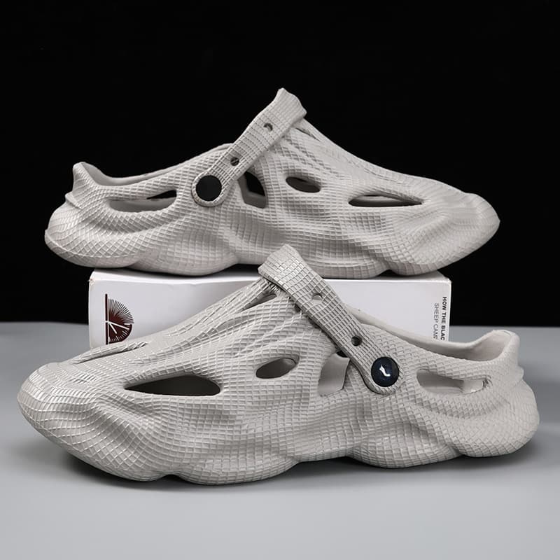 Croc Shoes Men Summer 2025 New Outdoor Trendy Gray Men's Beach Wear-Resistant Thick-Soled Sports Non-Slip Sandals