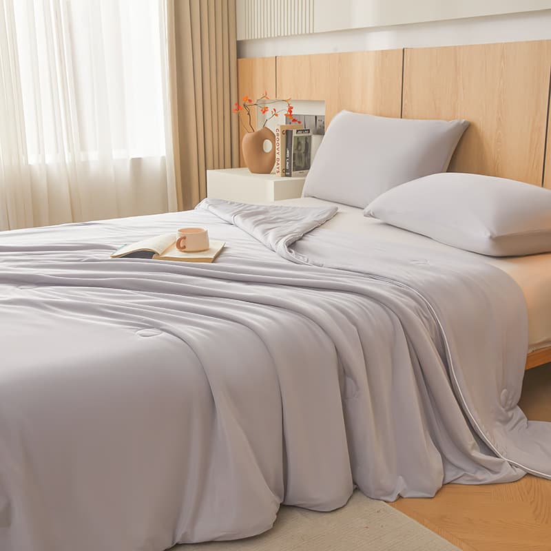 1PC Washable Lightweight Summer Cooling Quilt For Hot Sleepers Night Sweats, Double-Sided Cool Touch Soft Breathable Comforters