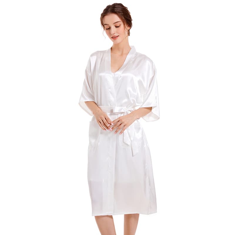 Women's Sleepwears Solid Color Glossy Nightgown Bathrobe Women Spring And Autumn Medium And Long Satin Cardigan Bride Bridesmaid Morning Robe