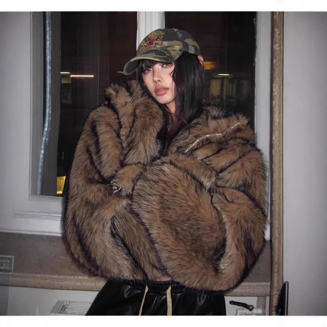 Women's Clothing Vintage Faux Fur Hooded Coat - Retro Fox Fur Style Streetwear Jacket For Women, Winter Fashion Outerwear