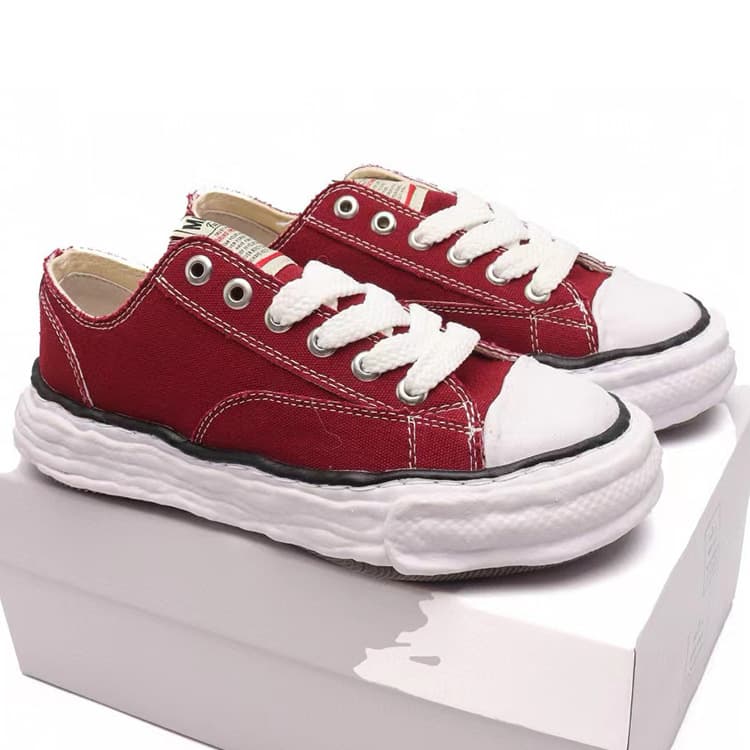 Nouvelles chaussures de planche décontractées MMY SanNew Kang Mouth Smile Dissolved Campus Snow Cake Bottom Low Top Couple