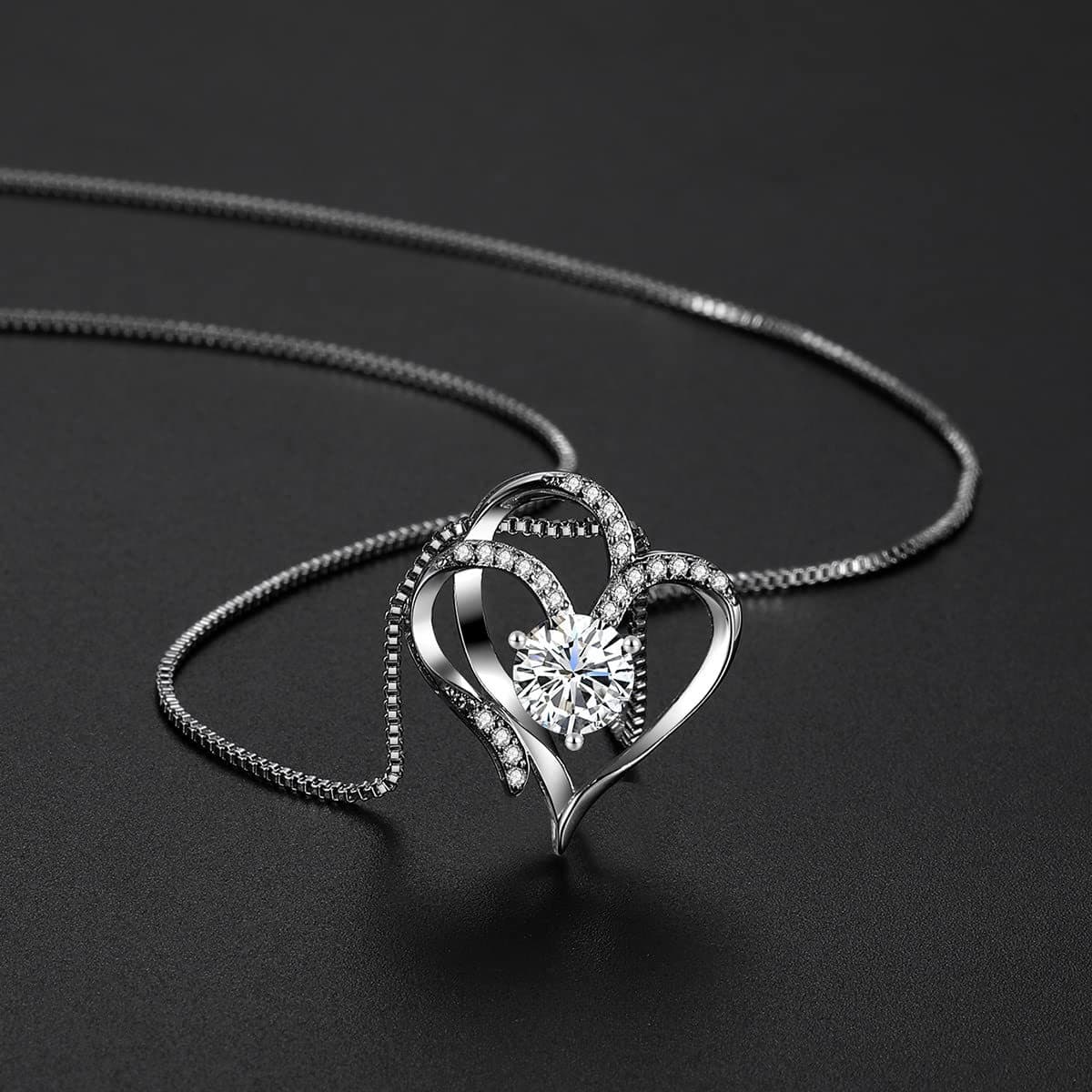 Pendentif en forme de cœur qui ne se décolore pas Collier double amour haut de gamme Chaîne de clavicule féminine