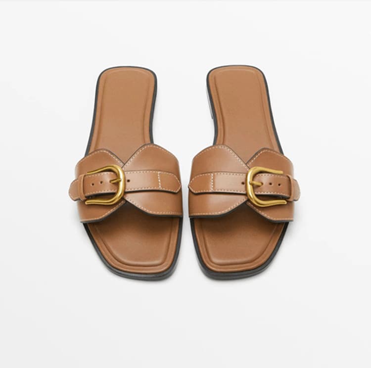 Slippers Women's Summer Wear 2025 New Fashion Belt Buckle Flip-flops Women's Casual Beach Shoes Leather Flat Sandals