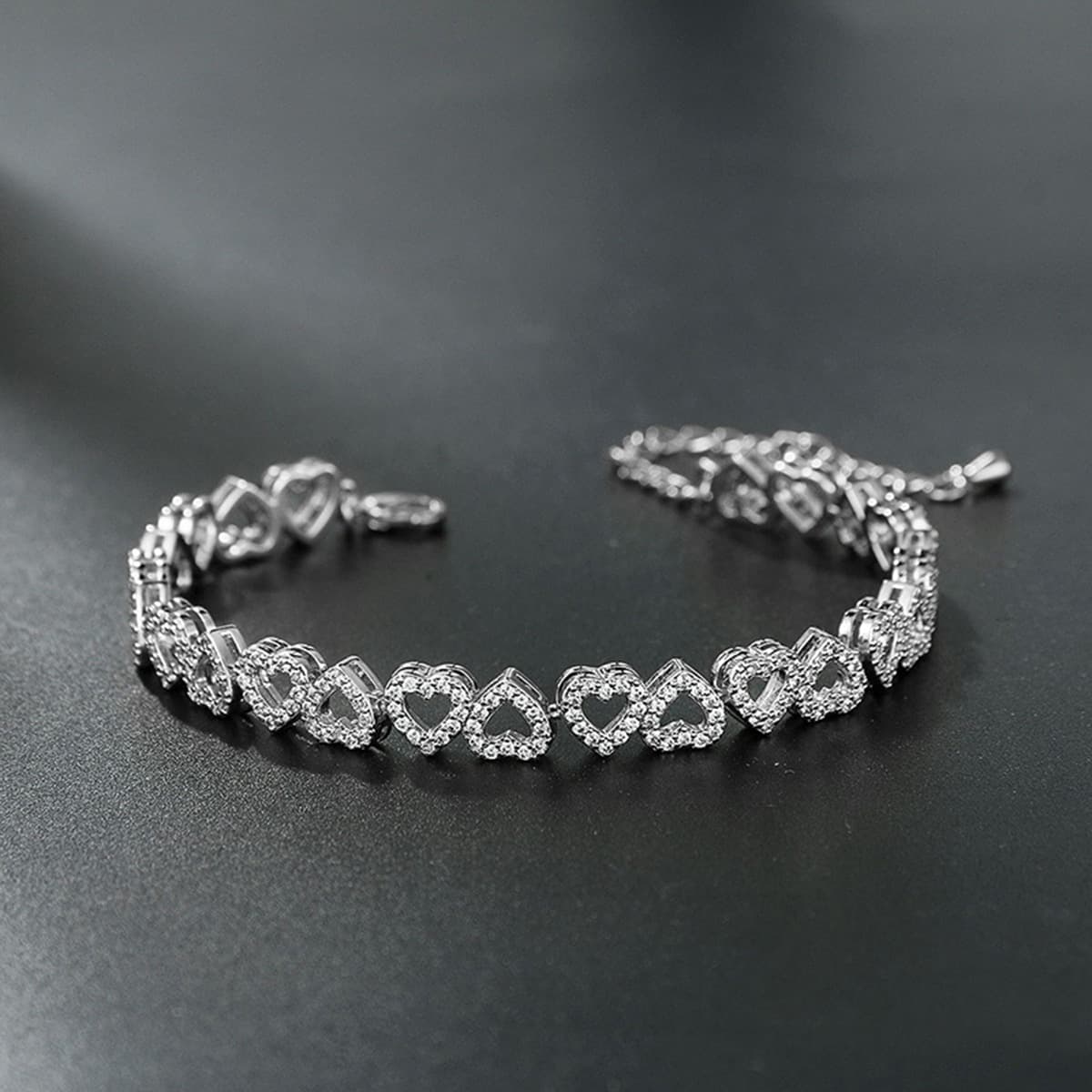 Women's Bracelet Simple Fashion Light Luxury Style Full Diamond High-End Super Shiny Gift Heart Adjustable