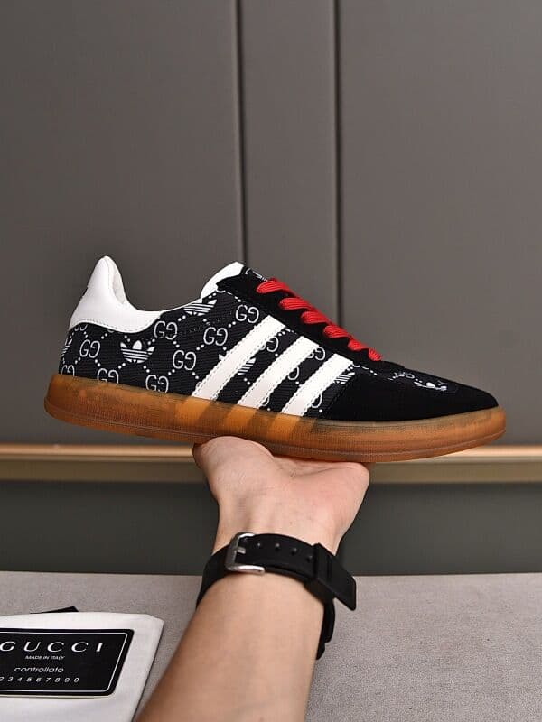 Chaussures de surf Gucci Joint pour hommes, idéales pour les sports et loisirs de plein air